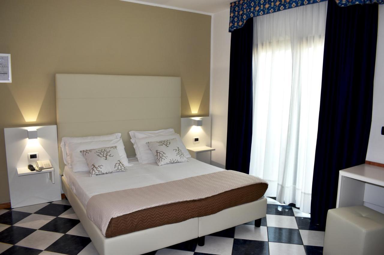 El Salvador Frontemare Piscina Riscaldata Lido di Jesolo