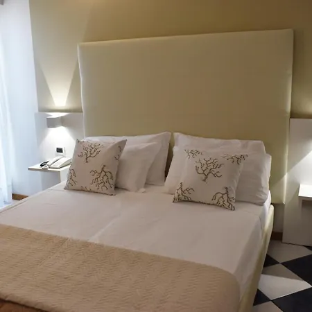 Hotel El Salvador Frontemare Piscina Riscaldata Lido di Jesolo