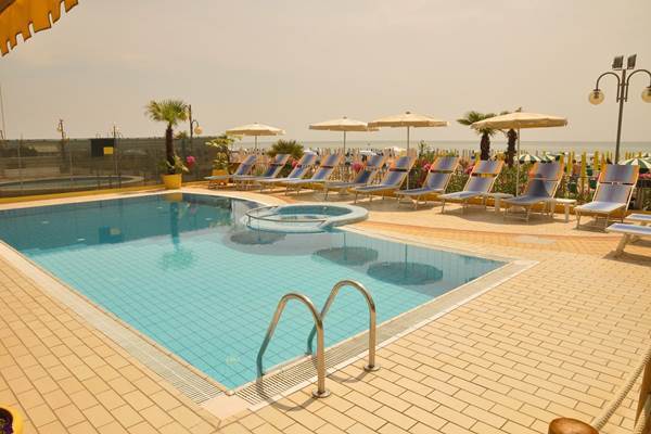 Hotel El Salvador Frontemare Piscina Riscaldata Lido di Jesolo